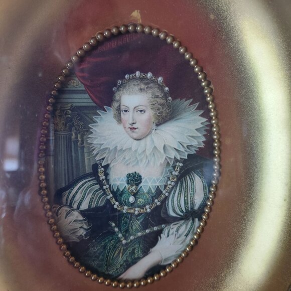 Hard to find Antique Oval Framed Portrait Of Anne Maria of Austria With Ornate B - Picture 2 of 9